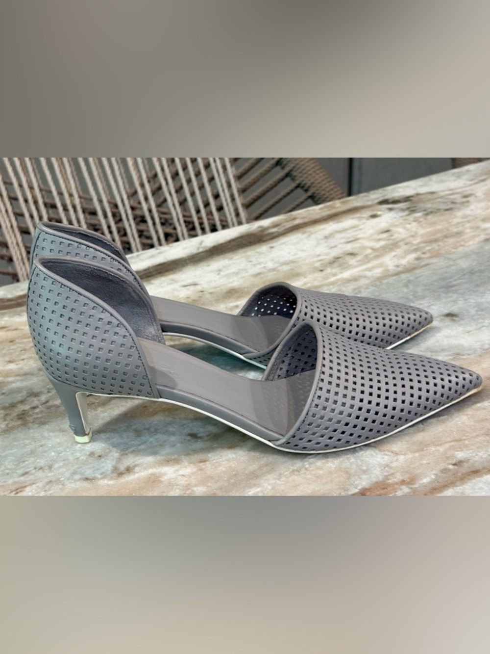 Women’s VINCE Aurelian perforated grey leather kitten heels- Size 7.5 - Picture 10 of 10